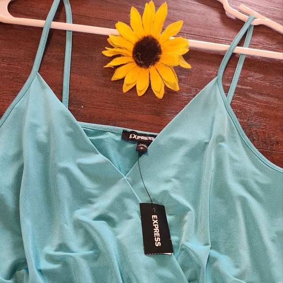 EXPRESS BLUE TANK TOP 💙 - Picture 4 of 7